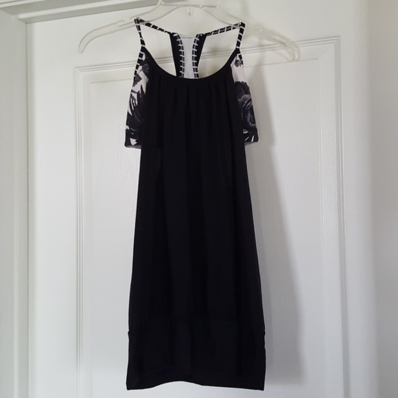 lululemon athletica Tops - Lululemon yoga tank size 4